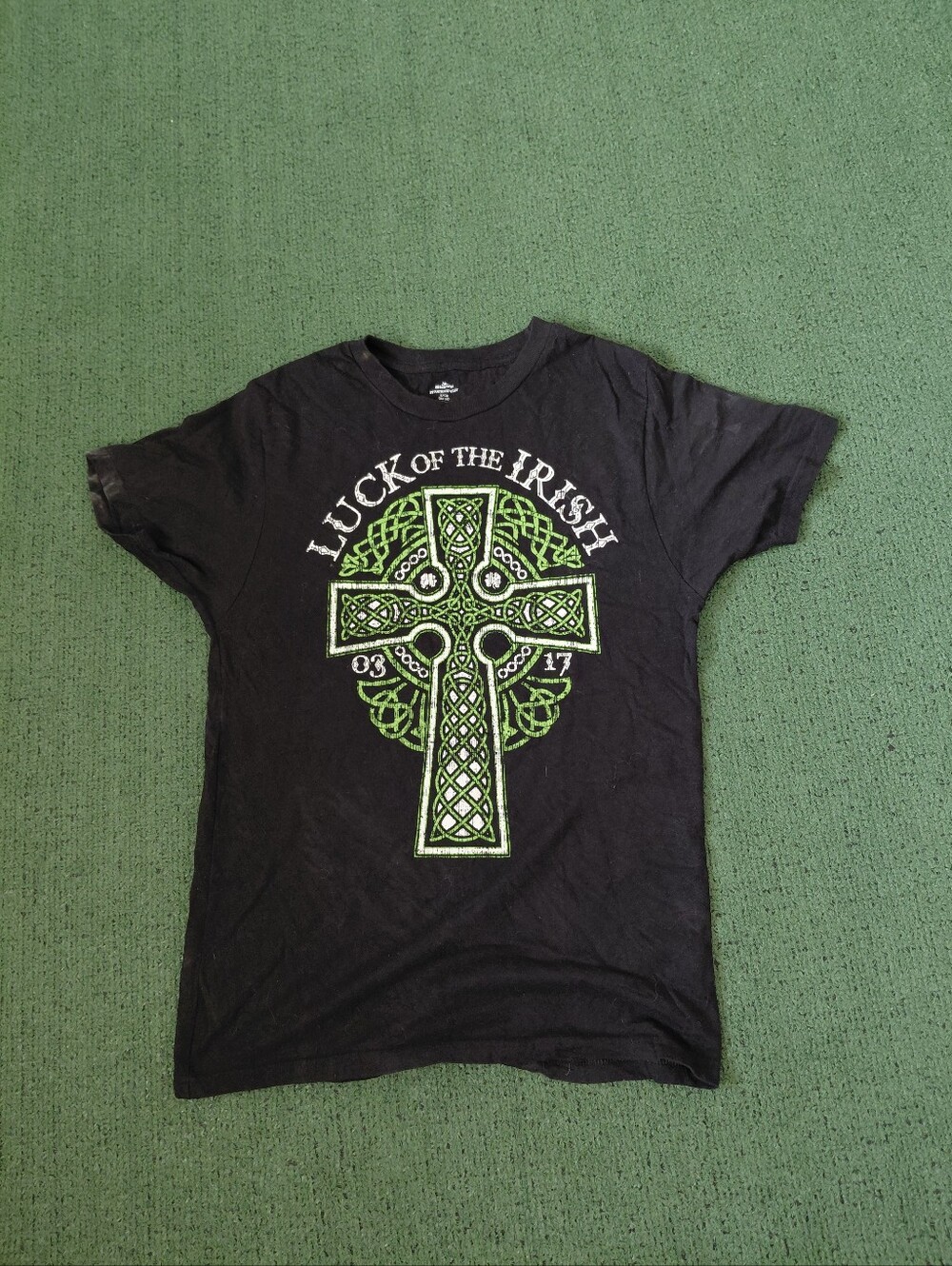 Luck Of The Irish Celtic Cross Holiday St Patricks Day Black T Shirt Sz Small